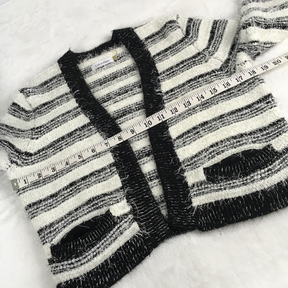 Calvin Klein Fuzzy Hairy Crop Cardigan Striped - Picture 6 of 8